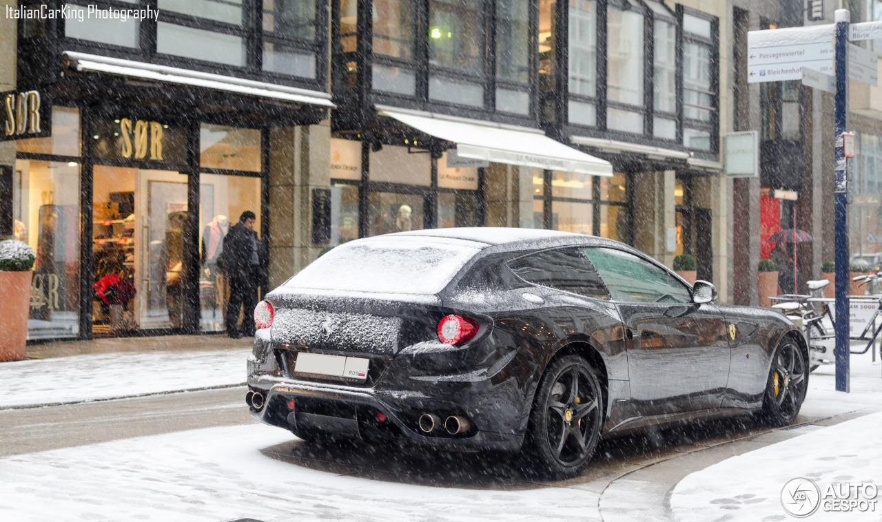 Ferrari FF