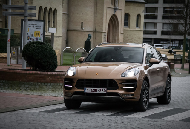 Porsche 95B Macan Turbo