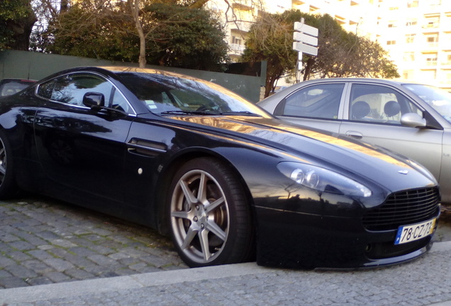 Aston Martin V8 Vantage