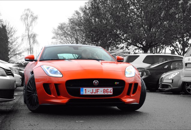 Jaguar F-TYPE S Coupé