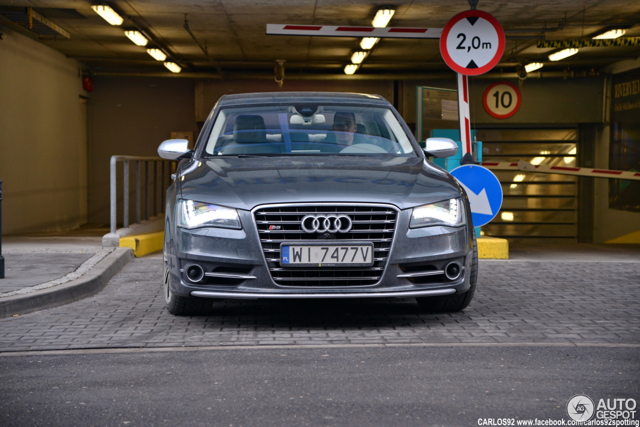 Audi S8 D4