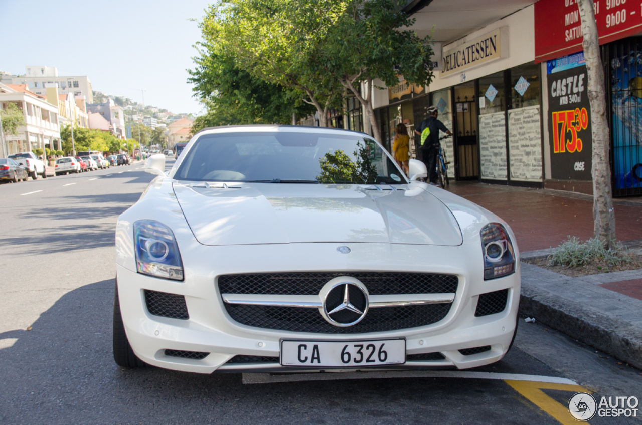 Mercedes-Benz SLS AMG Roadster