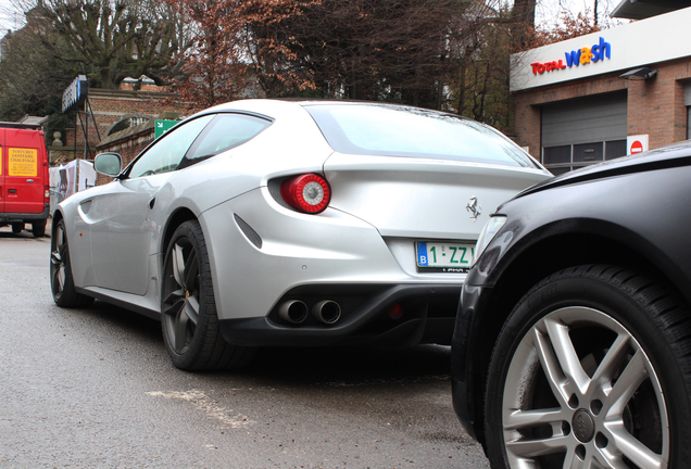 Ferrari FF