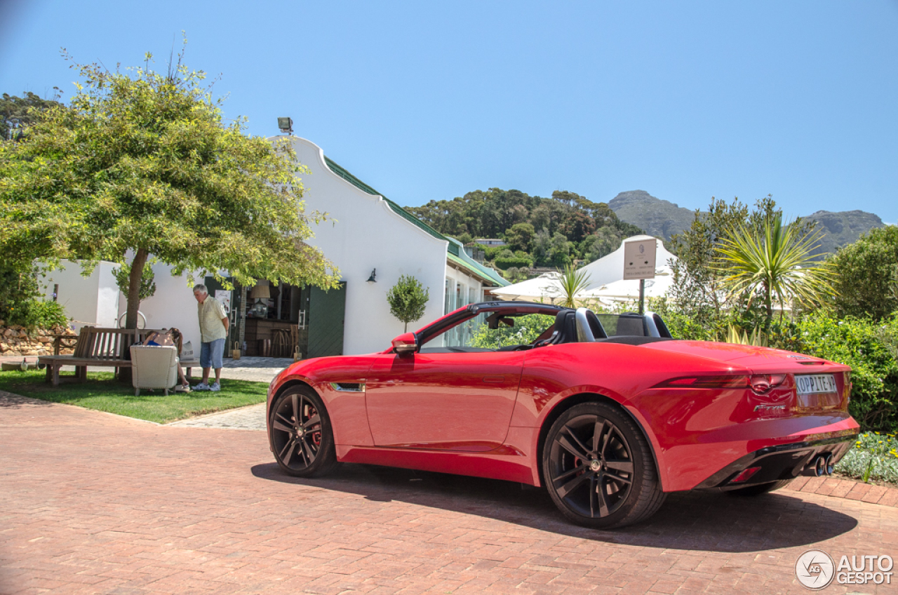 Jaguar F-TYPE S Convertible