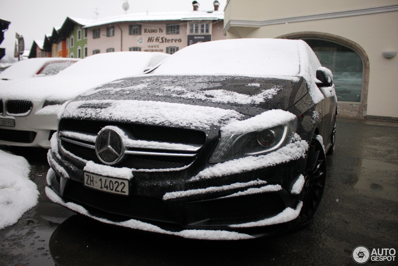 Mercedes-Benz A 45 AMG