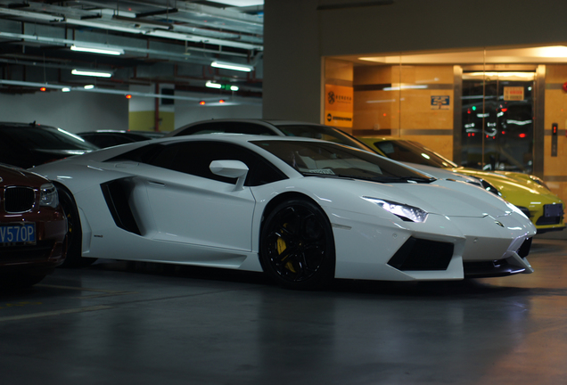 Lamborghini Aventador LP700-4