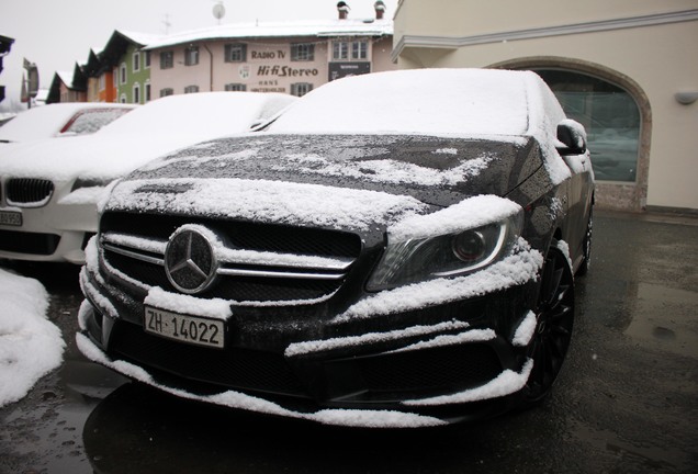 Mercedes-Benz A 45 AMG