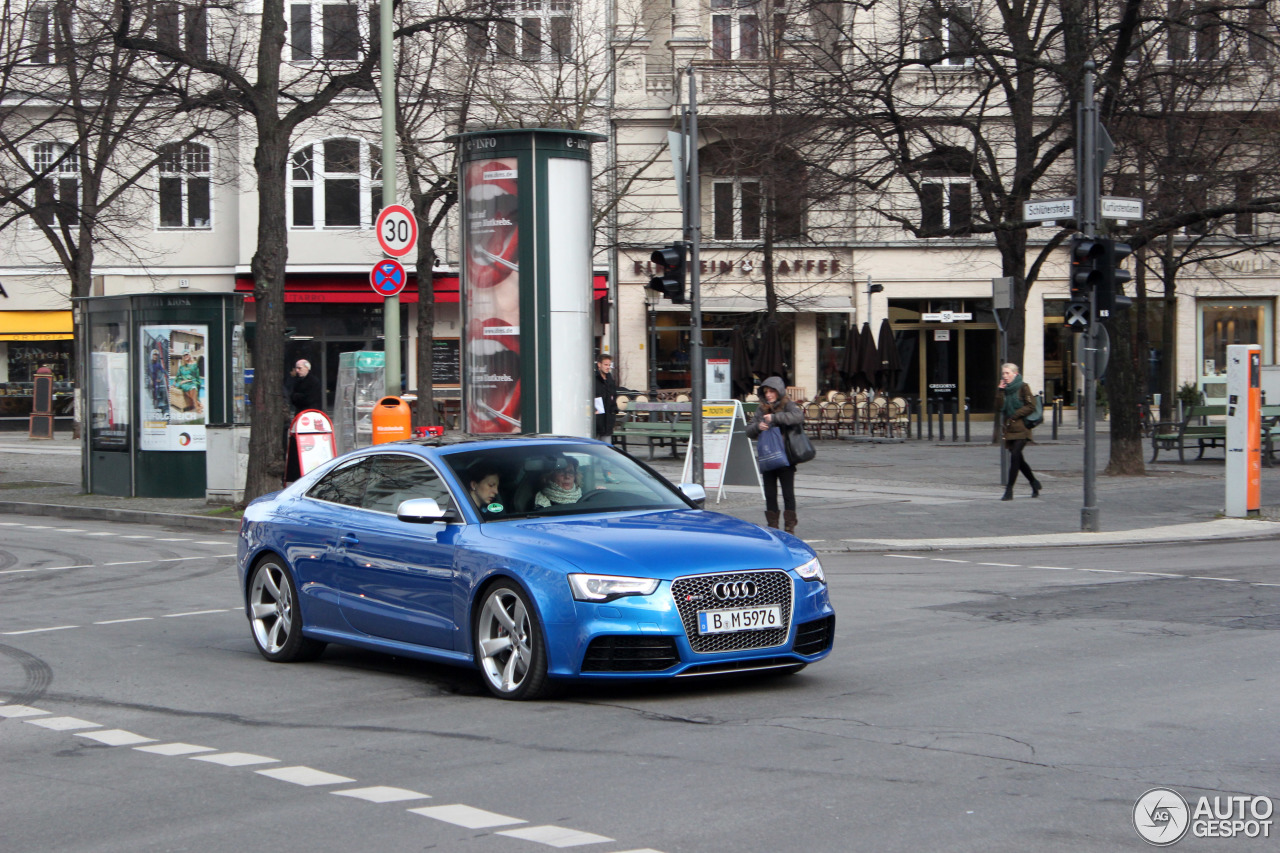 Audi RS5 B8 2012