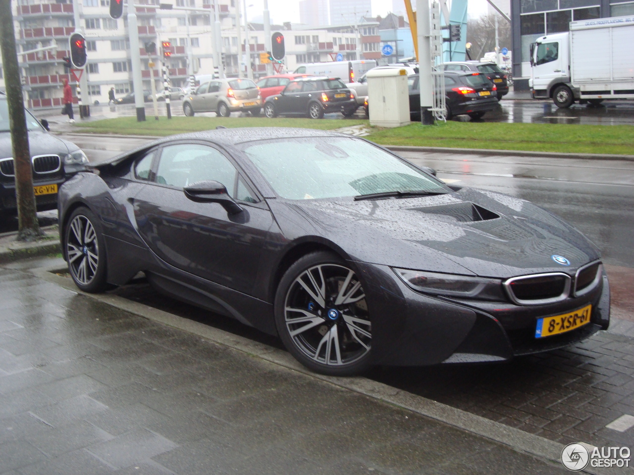 BMW i8