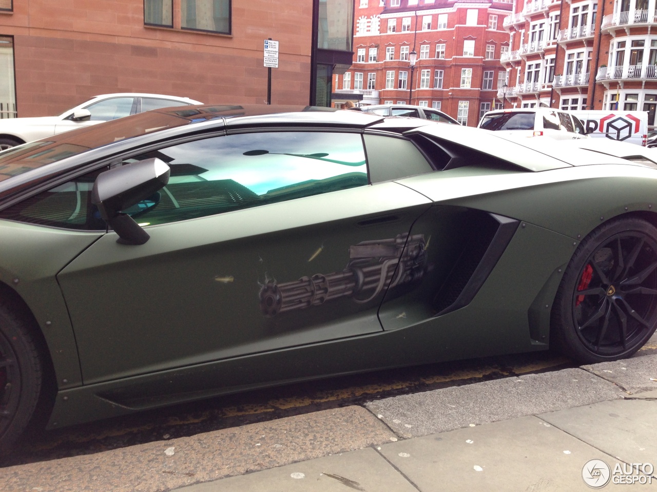 Lamborghini Aventador LP700-4 Roadster