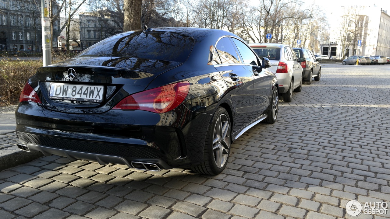 Mercedes-Benz CLA 45 AMG C117