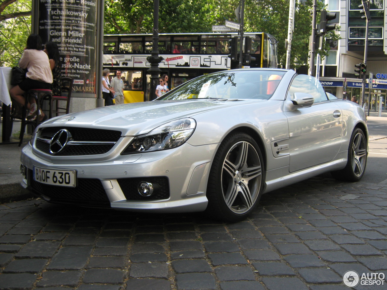 Mercedes-Benz SL 63 AMG