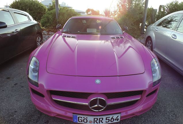 Mercedes-Benz SLS AMG Roadster