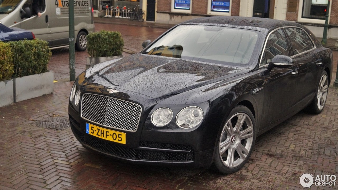 Bentley Flying Spur V8