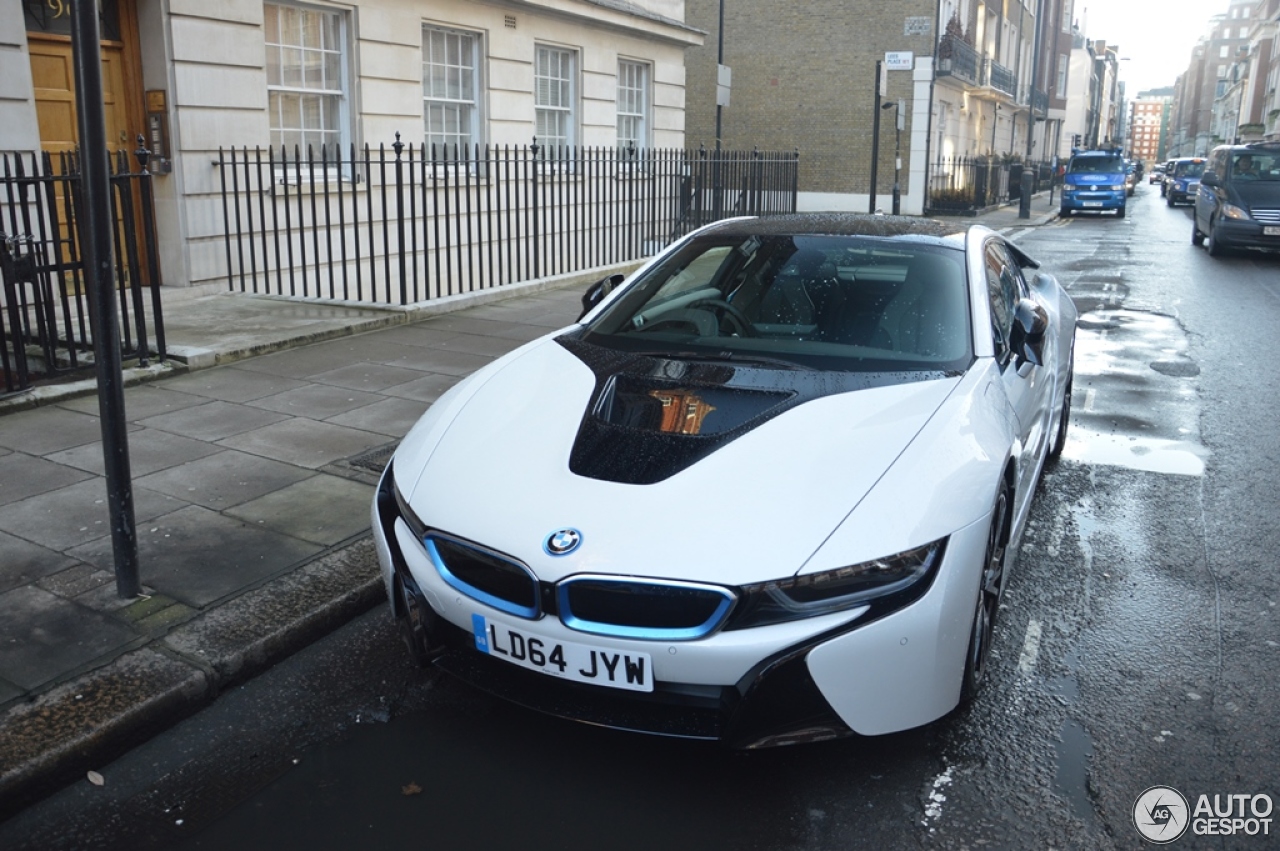 BMW i8