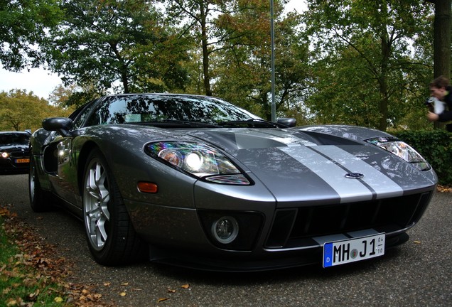 Ford GT