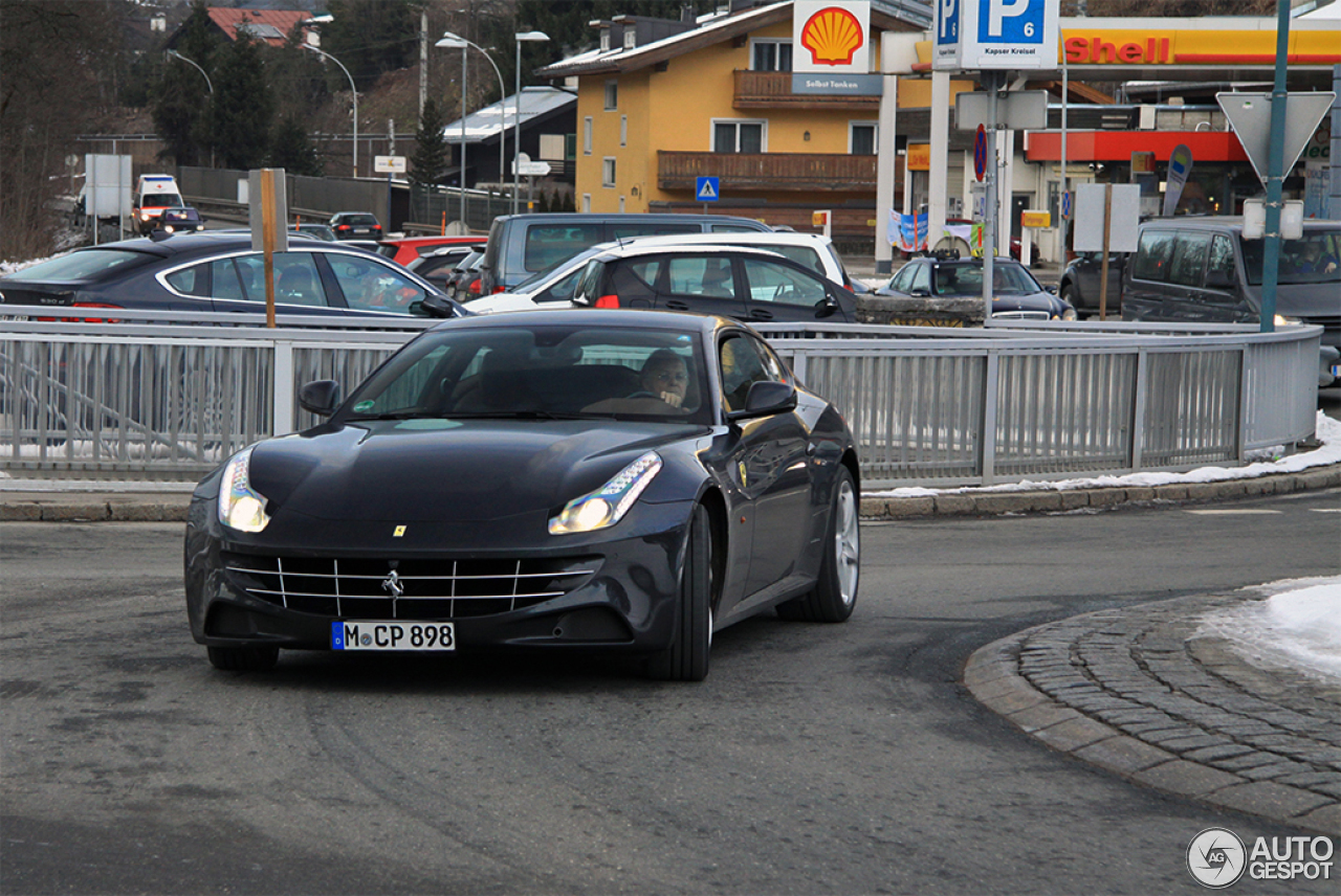 Ferrari FF