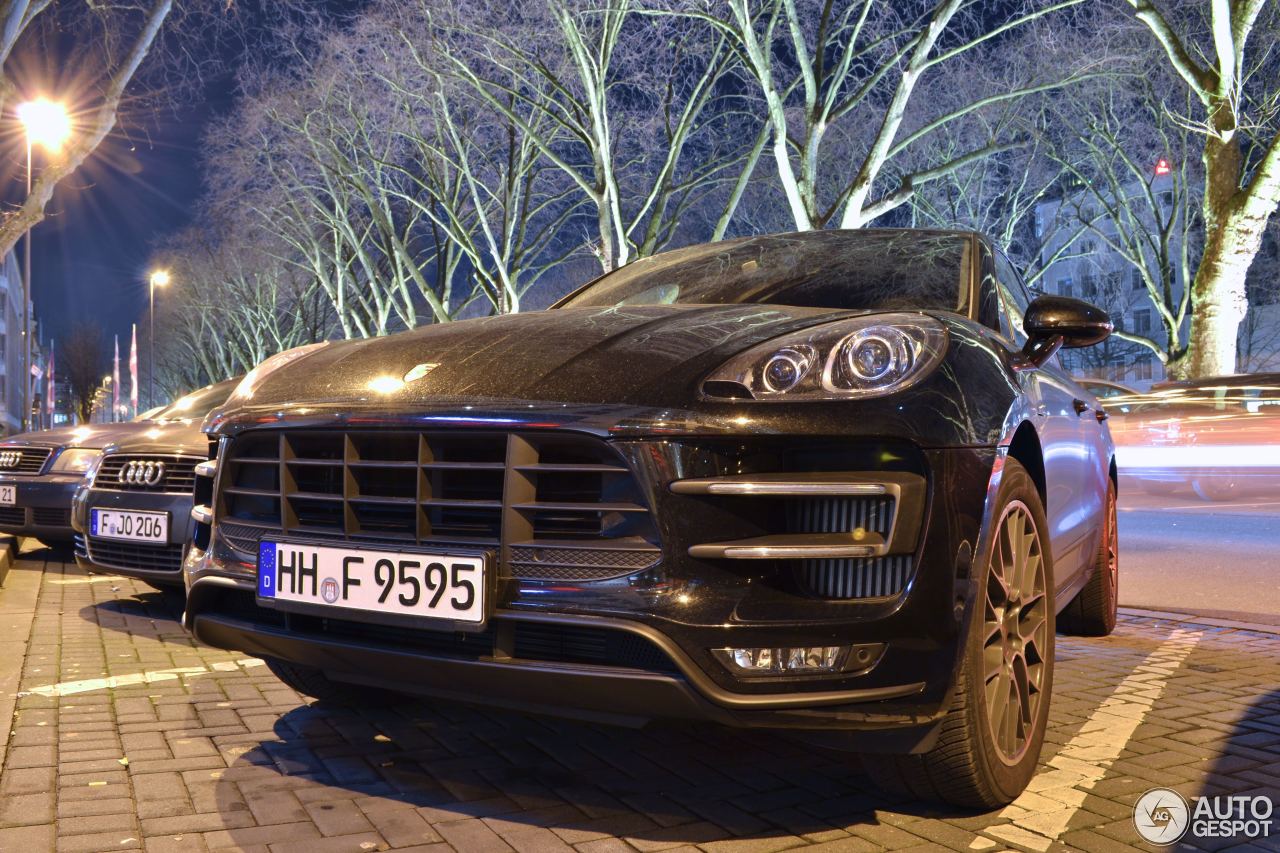 Porsche 95B Macan Turbo