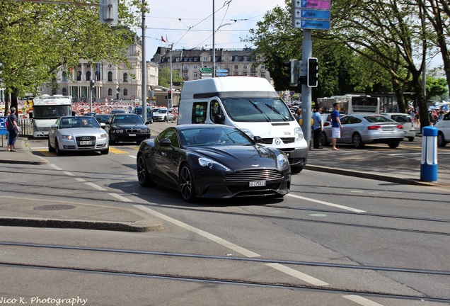 Aston Martin Vanquish 2013