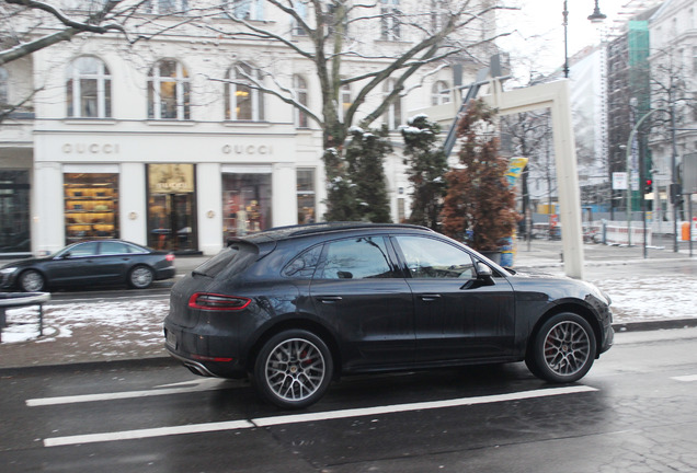 Porsche 95B Macan Turbo