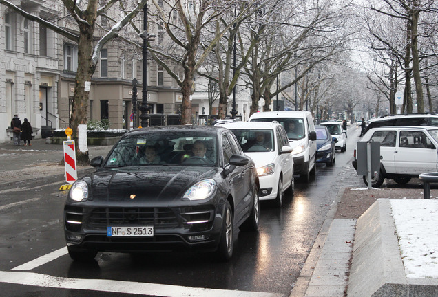 Porsche 95B Macan Turbo