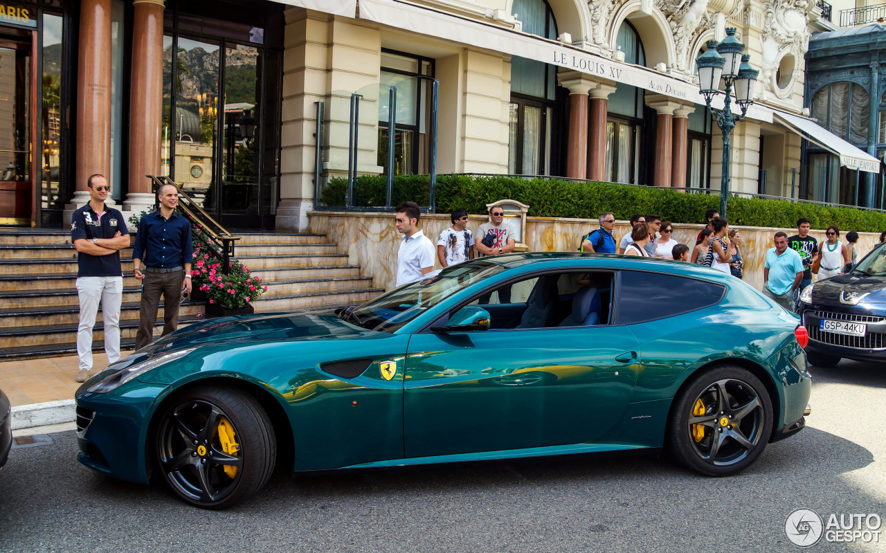 Ferrari FF