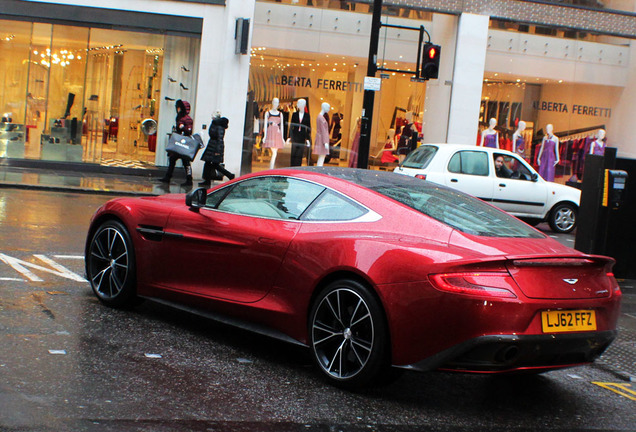 Aston Martin Vanquish 2013