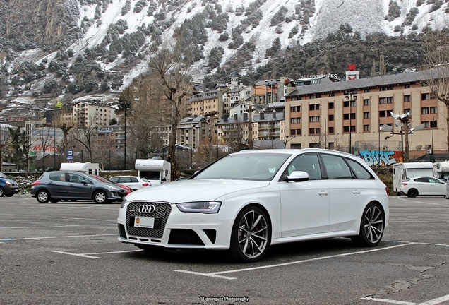 Audi RS4 Avant B8