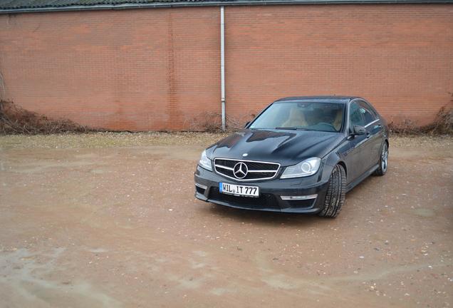 Mercedes-Benz C 63 AMG W204 2012