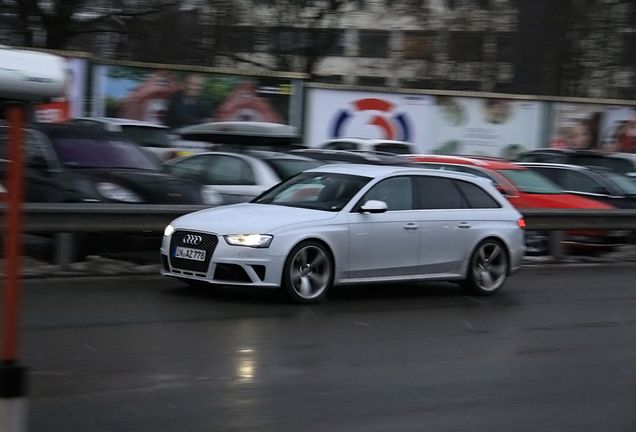 Audi RS4 Avant B8