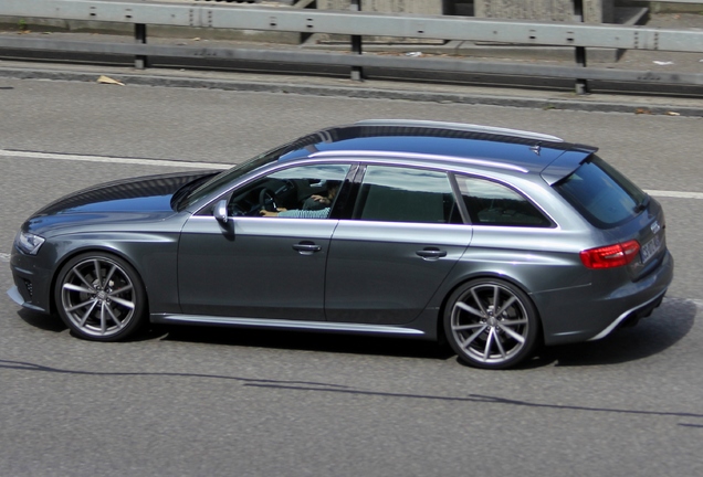 Audi RS4 Avant B8