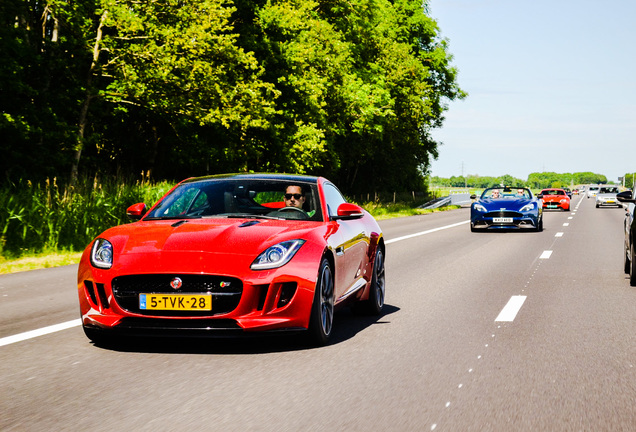 Jaguar F-TYPE S Coupé