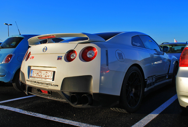 Nissan GT-R HKS 700R