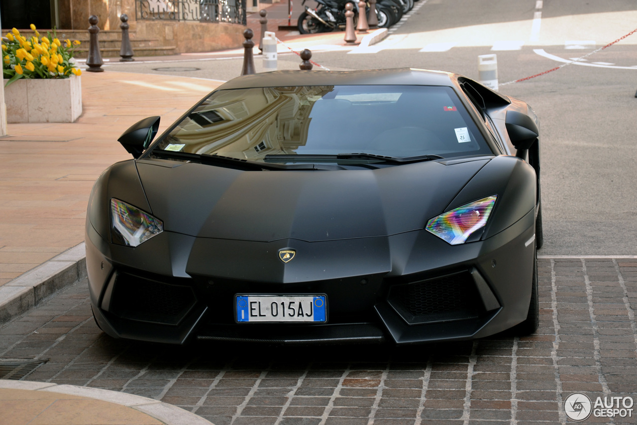 Lamborghini Aventador LP700-4