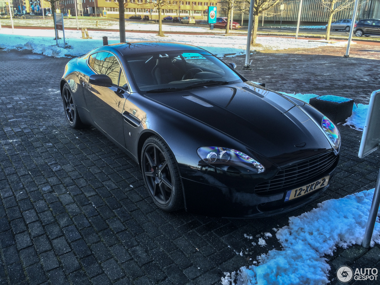 Aston Martin V8 Vantage