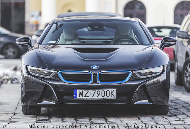 BMW i8