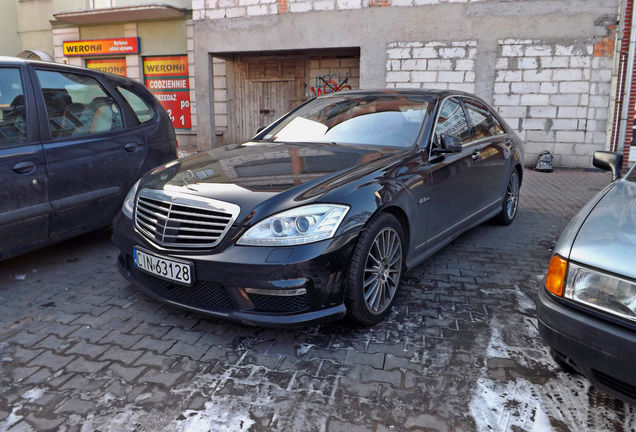 Mercedes-Benz S 63 AMG W221 2010