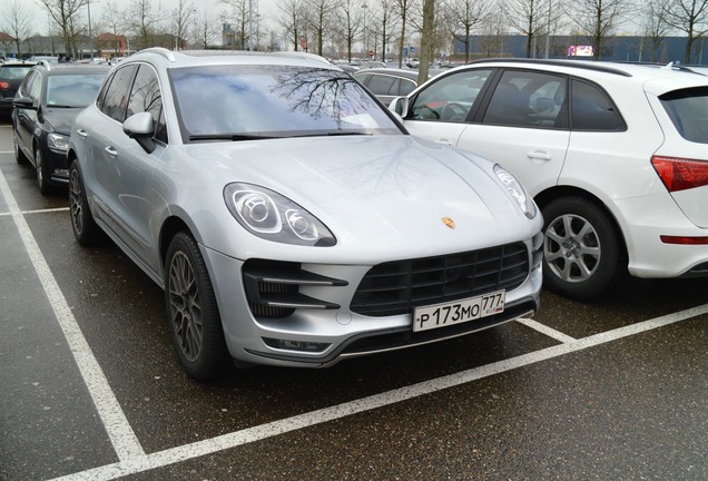 Porsche 95B Macan Turbo