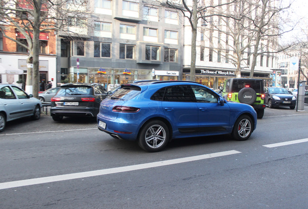 Porsche 95B Macan Turbo