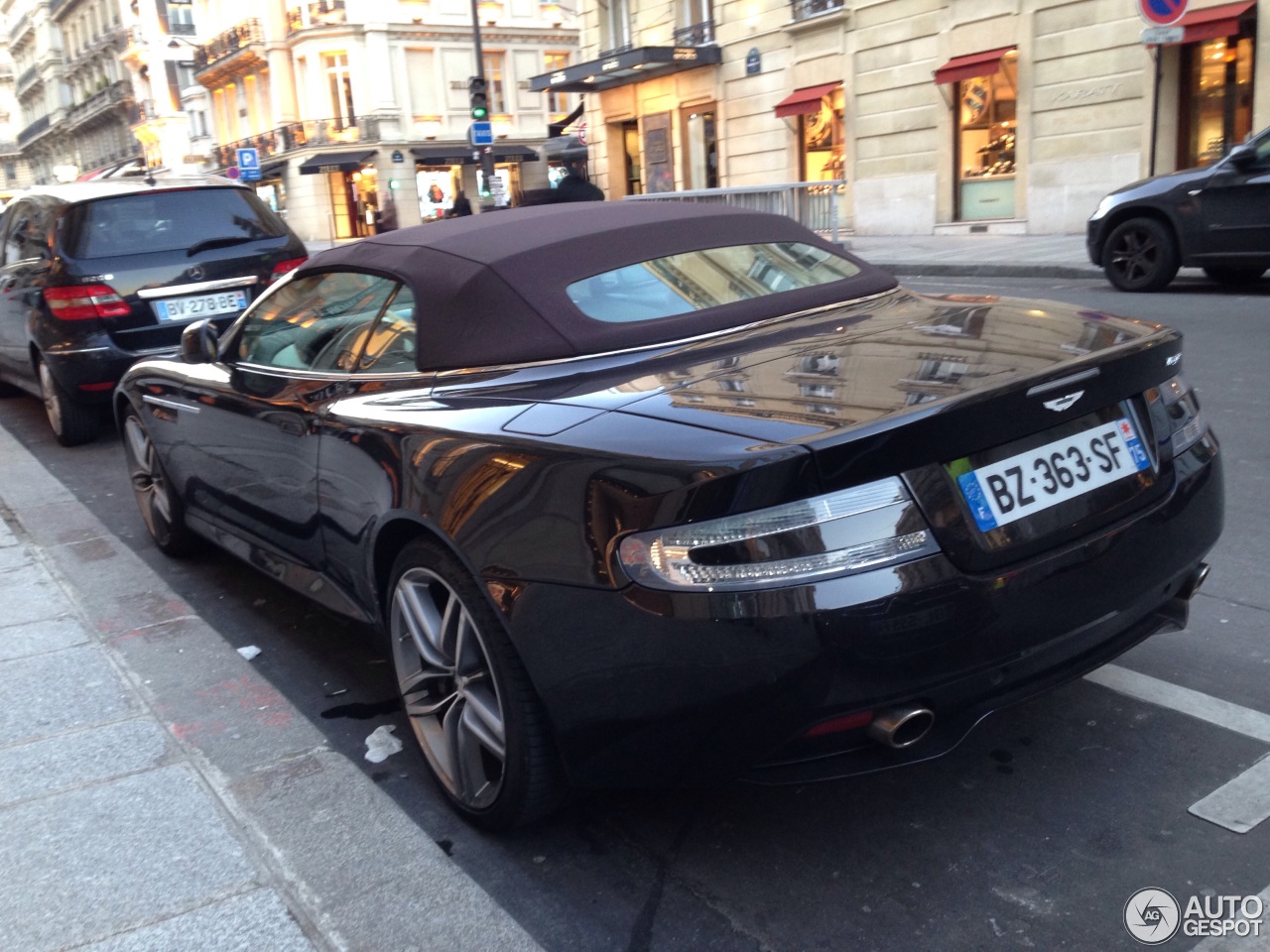 Aston Martin Virage Volante 2011