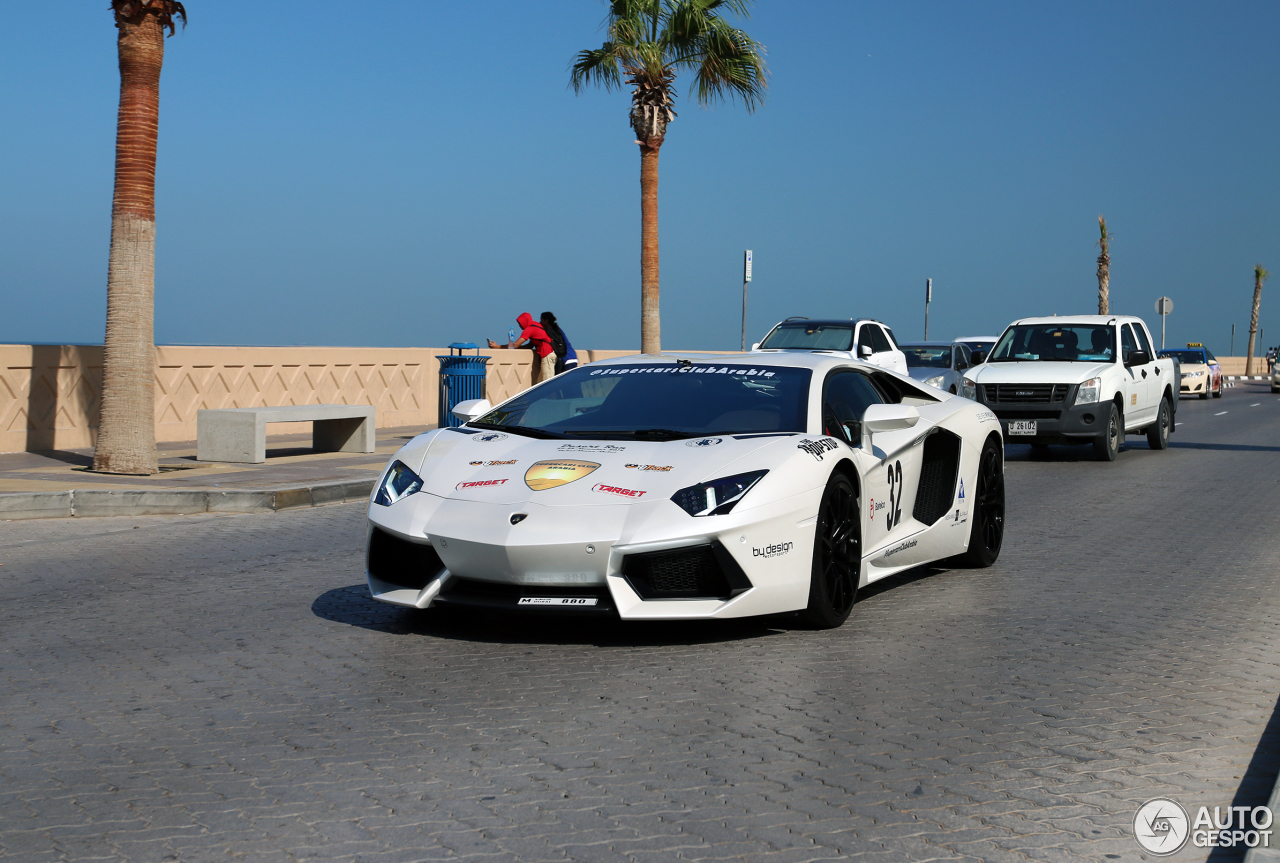 Lamborghini Aventador LP700-4