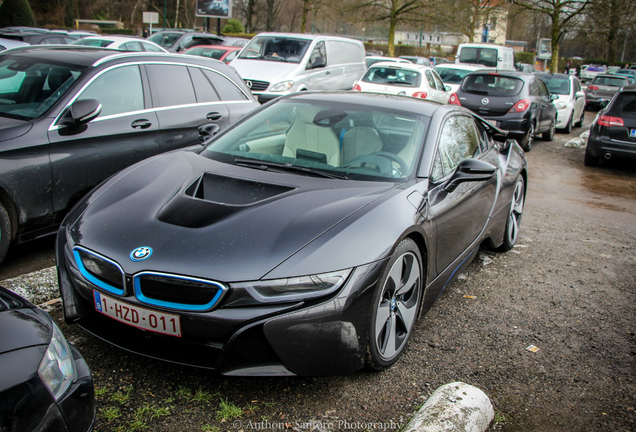 BMW i8