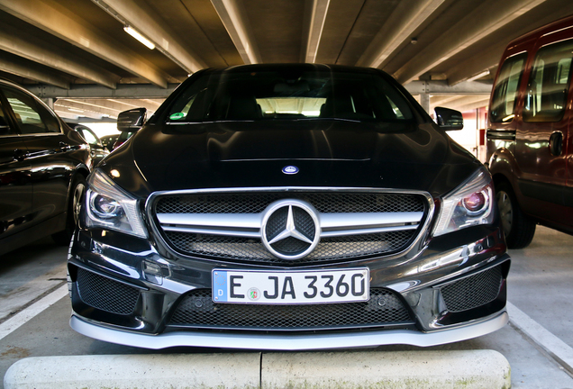 Mercedes-Benz CLA 45 AMG C117