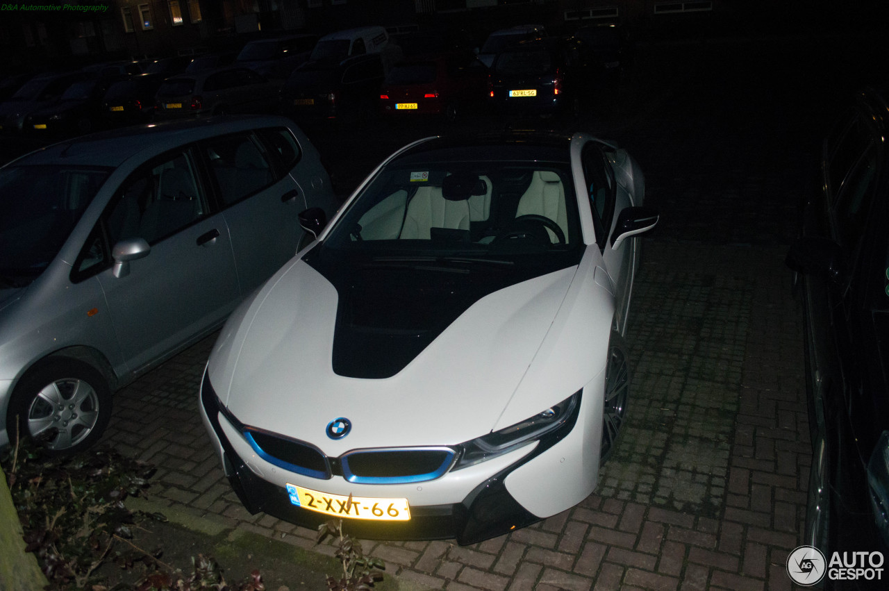 BMW i8