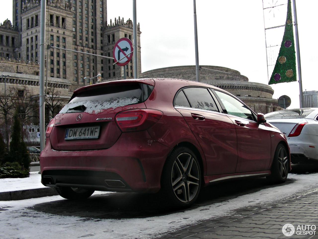 Mercedes-Benz A 45 AMG