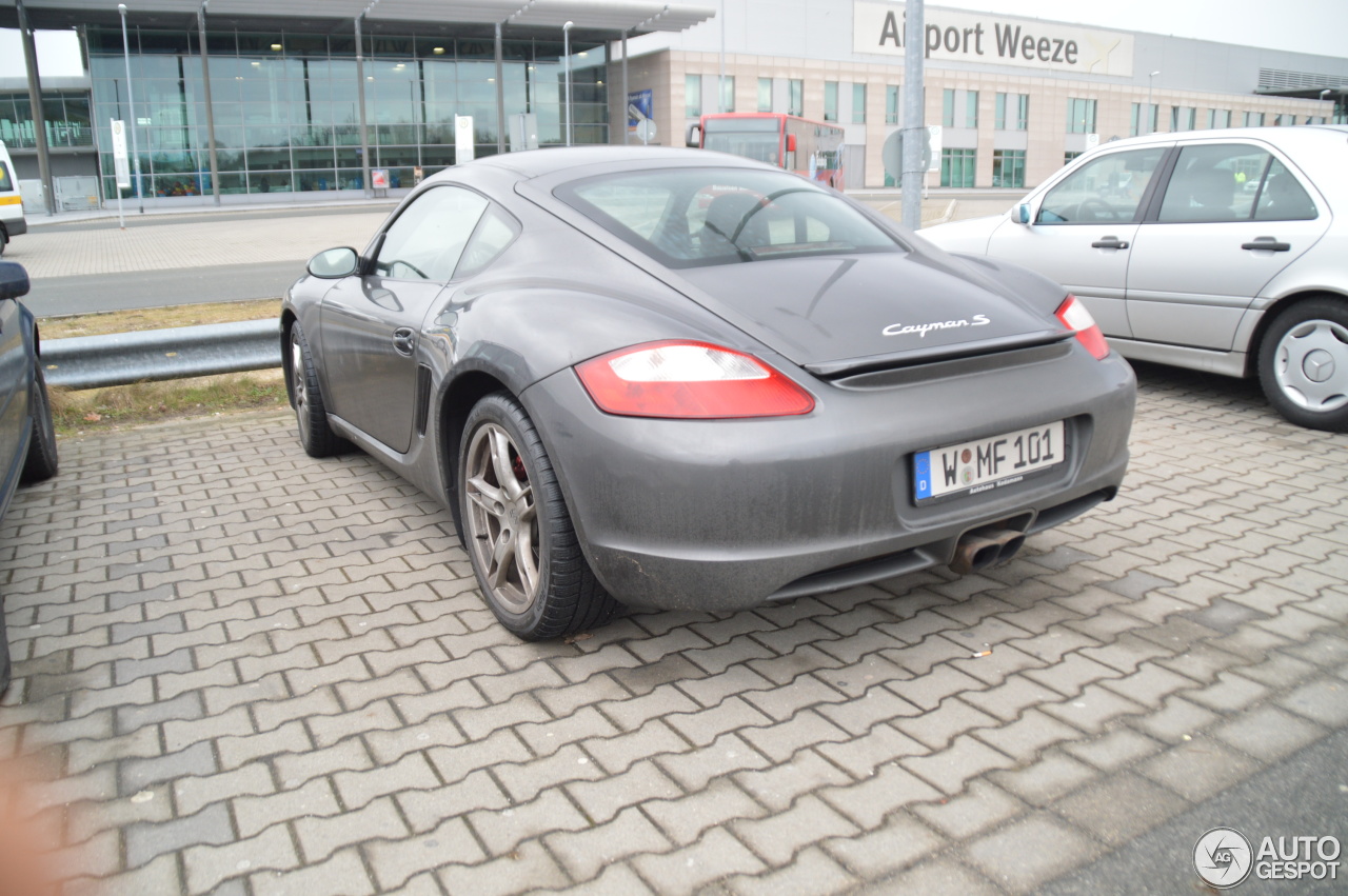 Porsche 987 Cayman S