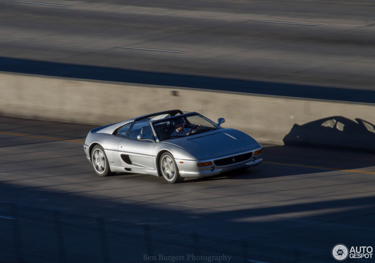 Ferrari F355 GTS