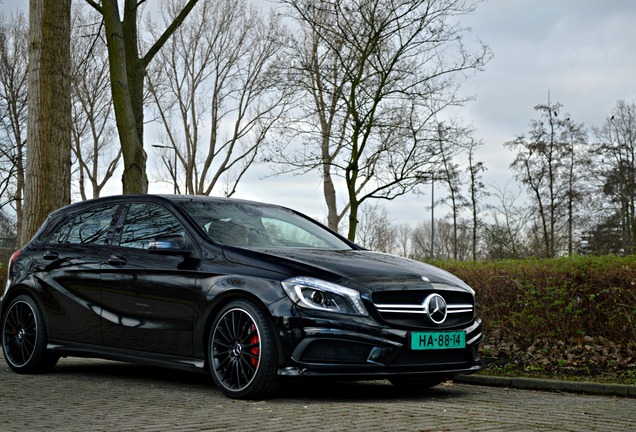 Mercedes-Benz A 45 AMG