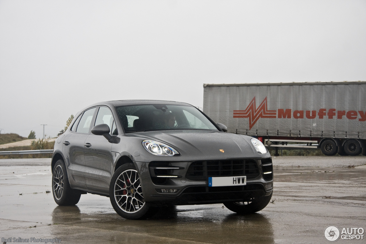 Porsche 95B Macan Turbo