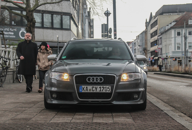 Audi RS4 Avant B7